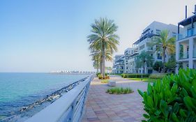 Capital Stay- Private Two Bed Apartment - The Address Beach Resort Residences Fujairah